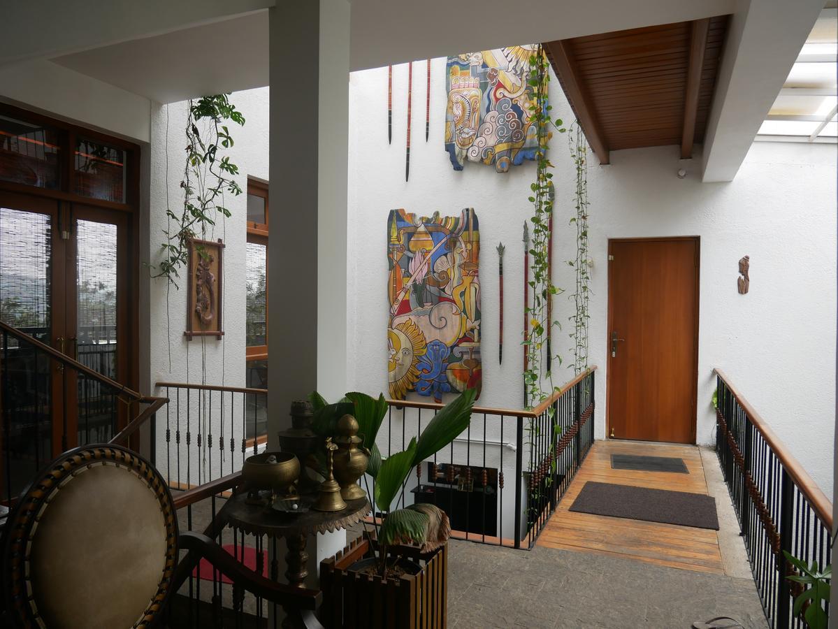 Yoho Home Away Home Kandy Esterno foto