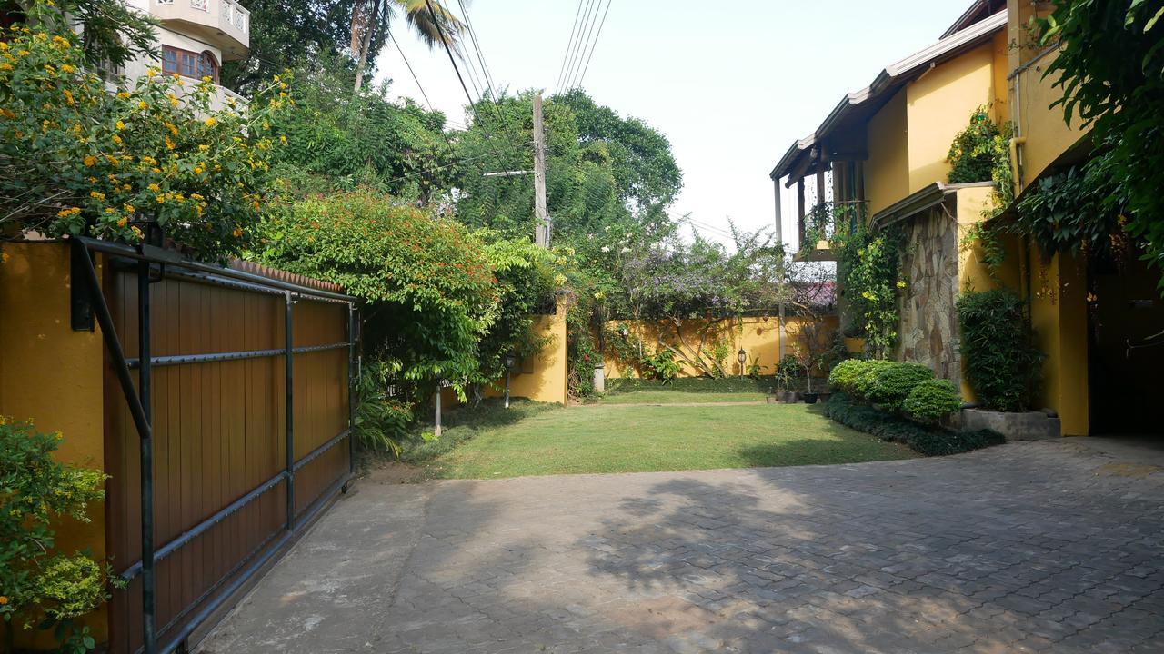 Yoho Home Away Home Kandy Esterno foto